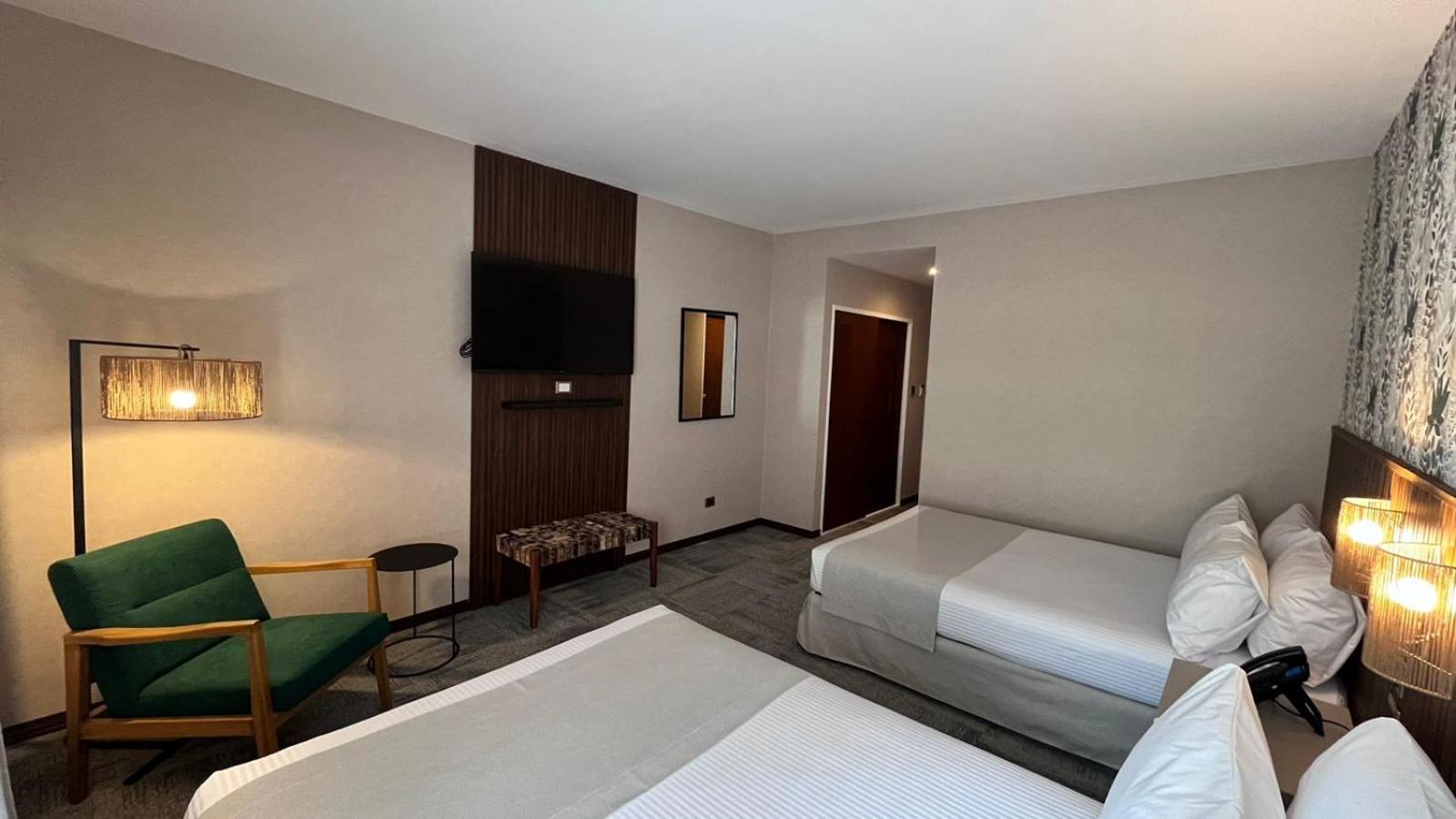 Cerro Calafate Hotel 4*